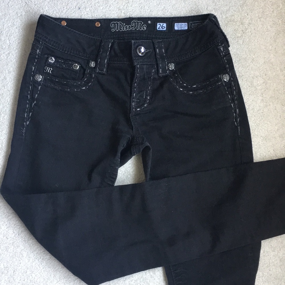 Miss me black grey stitches